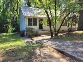featured image of 1405 Briarcliff Dr