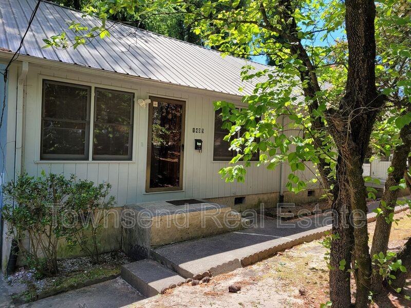 1405 Briarcliff Dr - Photo 2 of 17