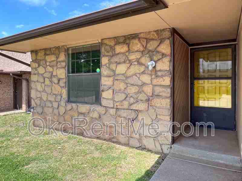 6803 Chisholm Ct - Photo 2 of 24