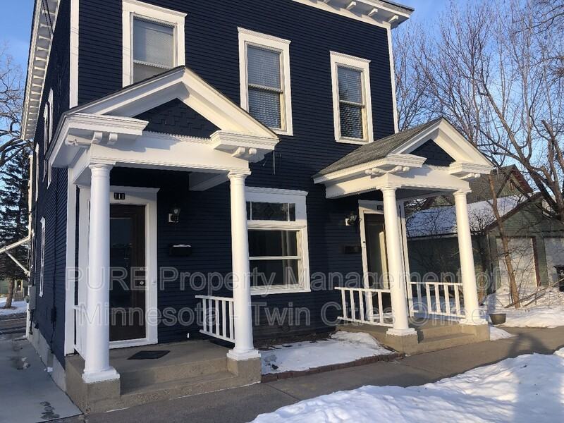 109 Page St W - Photo 2 of 22