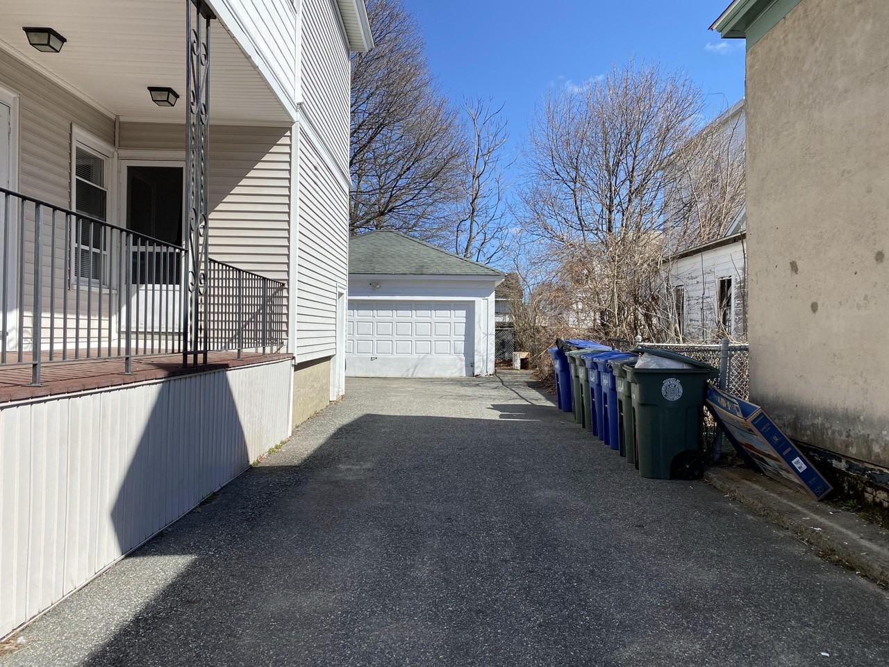 124 3rd St #1R - Photo 5 of 5