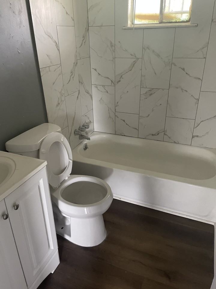 1304 Horace St - Photo 2 of 4