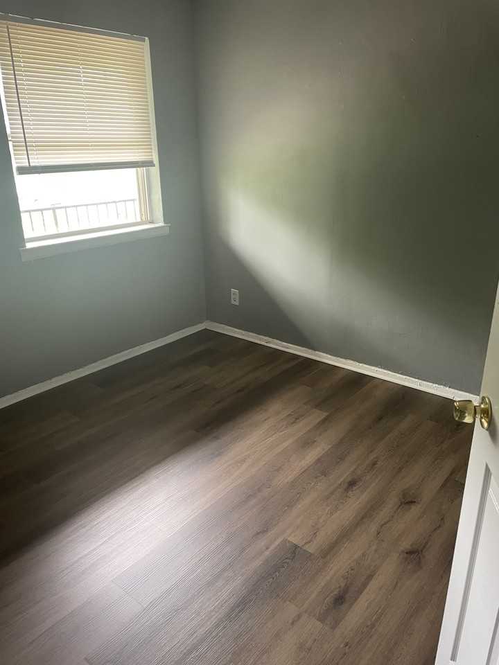 1304 Horace St - Photo 3 of 4