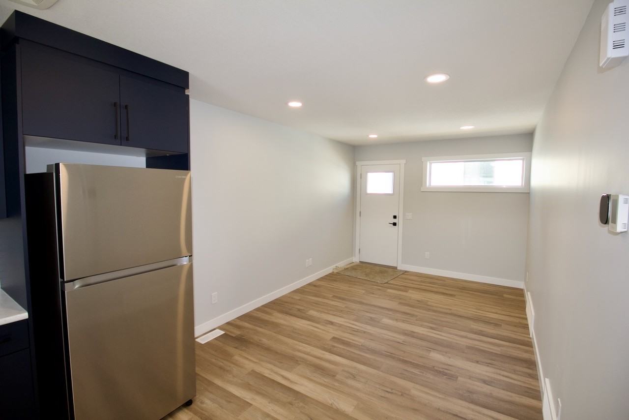 8043 Cedric Mah Rd Nw - Photo 4 of 17