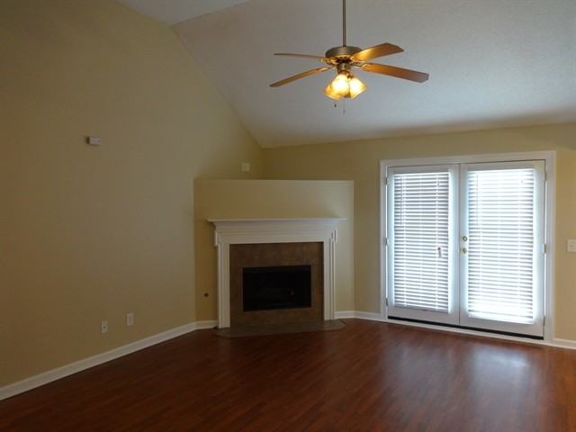 124 Nandina Way - Photo 3 of 23