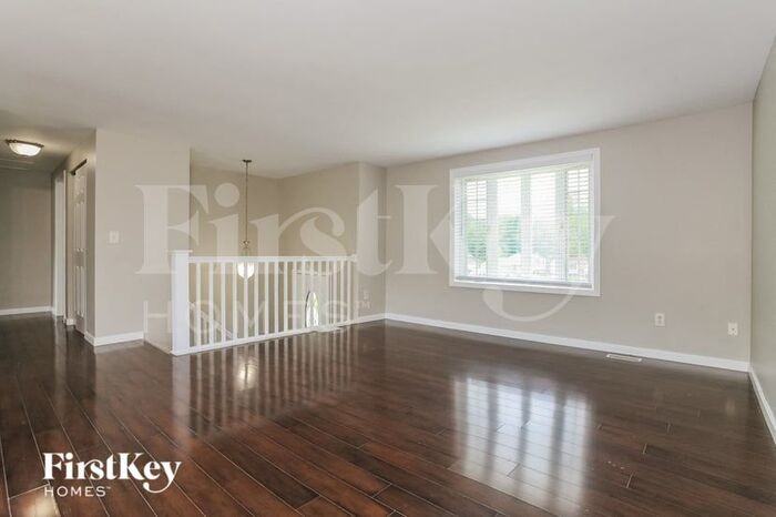 10181 Snowflake Ln - Photo 3 of 15