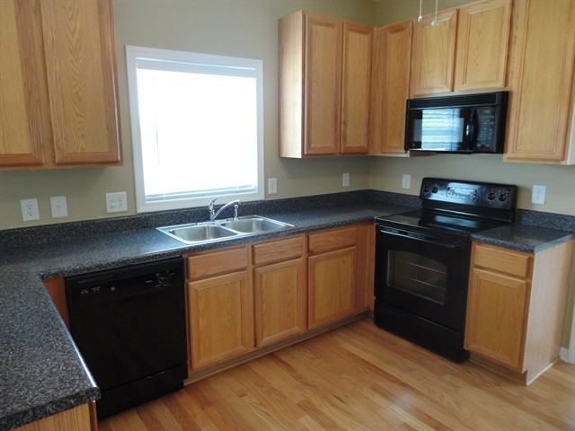 25 N Farm Dr - Photo 3 of 8