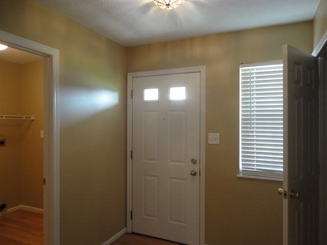 8701 Gingerwood Ct - Photo 2 of 21