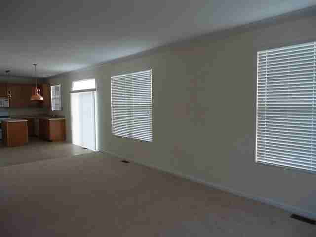 103 Ryan Ln - Photo 3 of 13