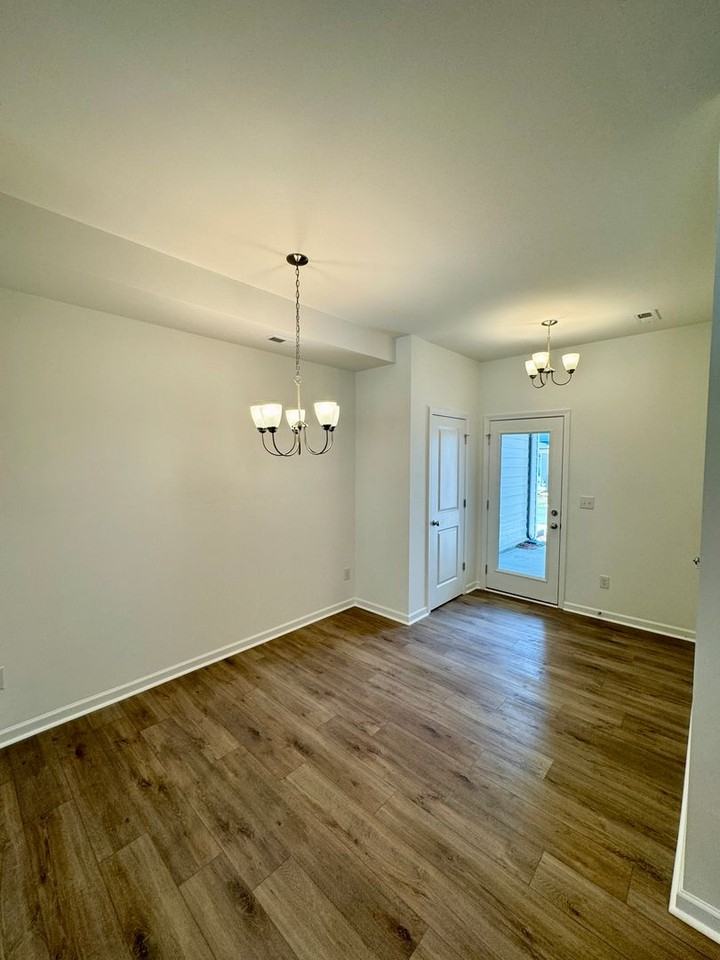 13111 Rover St - Photo 5 of 22