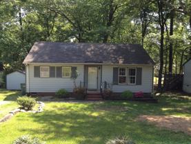 7505 Hawthorne Ave - Photo 1 of 1