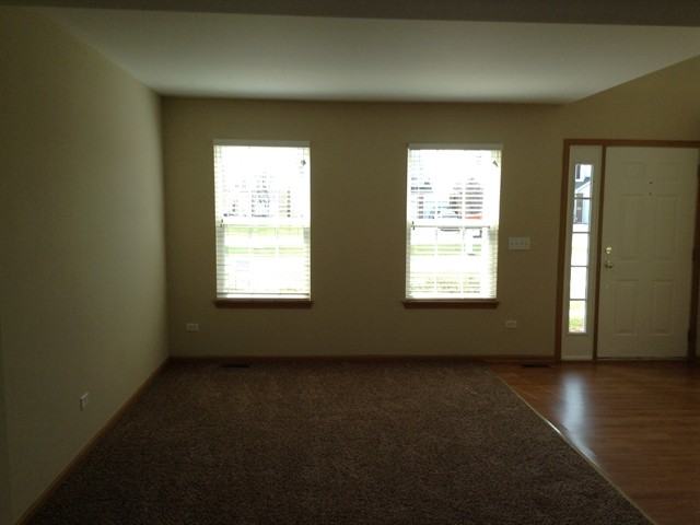 39234 N Ogden Ln - Photo 2 of 19