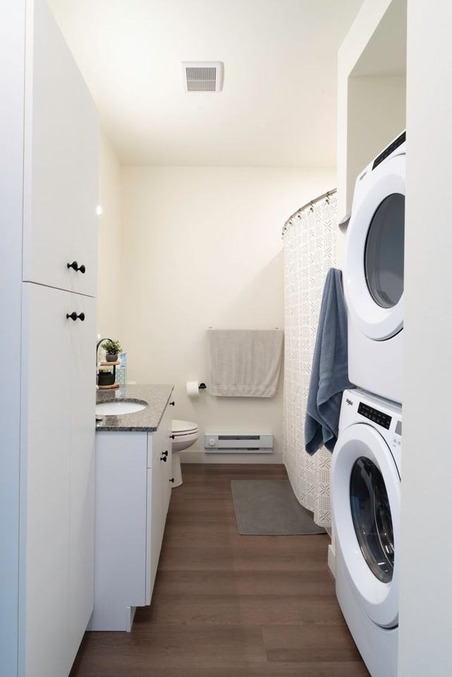 Now Leasing - Photo 4 of 50