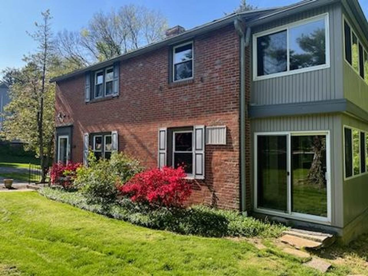 2820 Cumberland Blvd - Photo 2 of 13