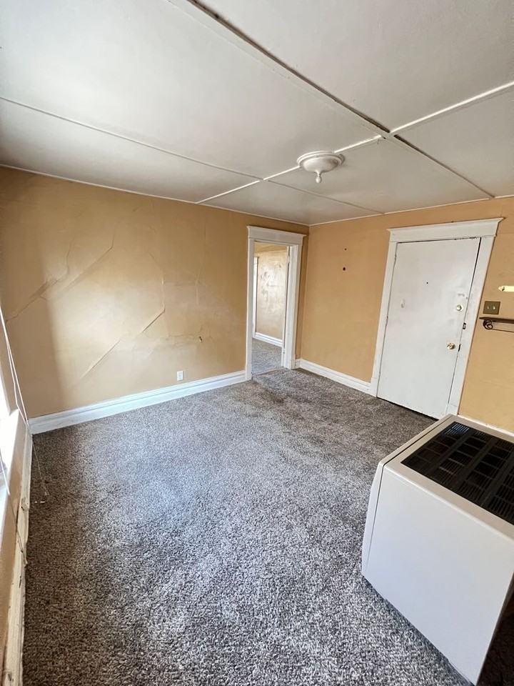 1826 Missouri Ave - Photo 2 of 29