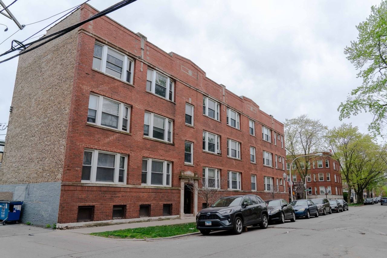 Bosworth & Waveland - Photo 2 of 2