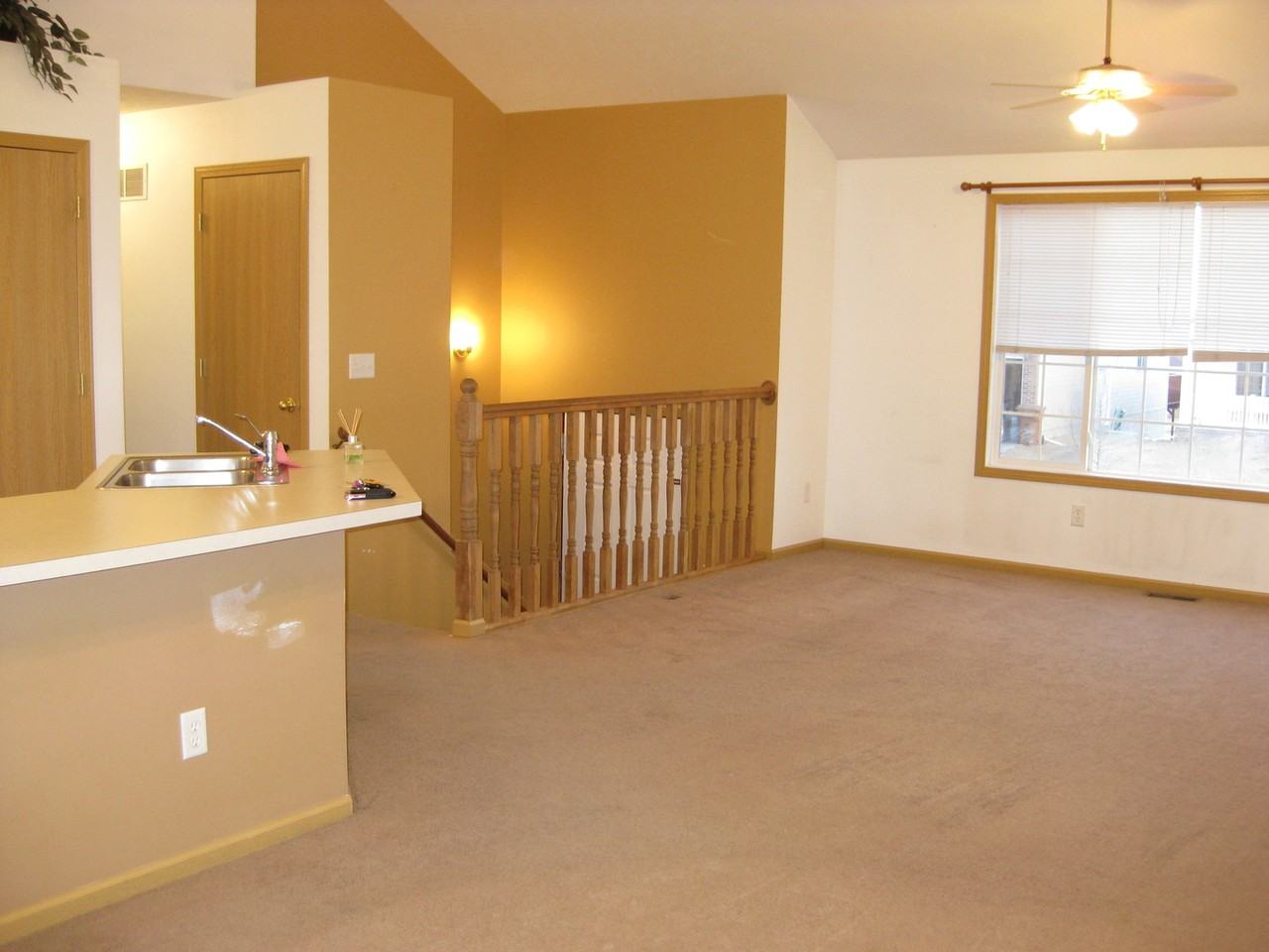 1621 Blackhawk Cir - Photo 3 of 4