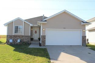 7229 Whitewater Ln - Photo 1 of 1