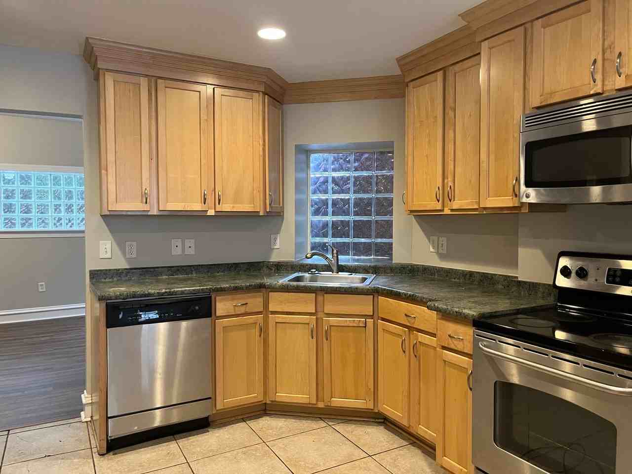 2128 Carey Way - Photo 2 of 18
