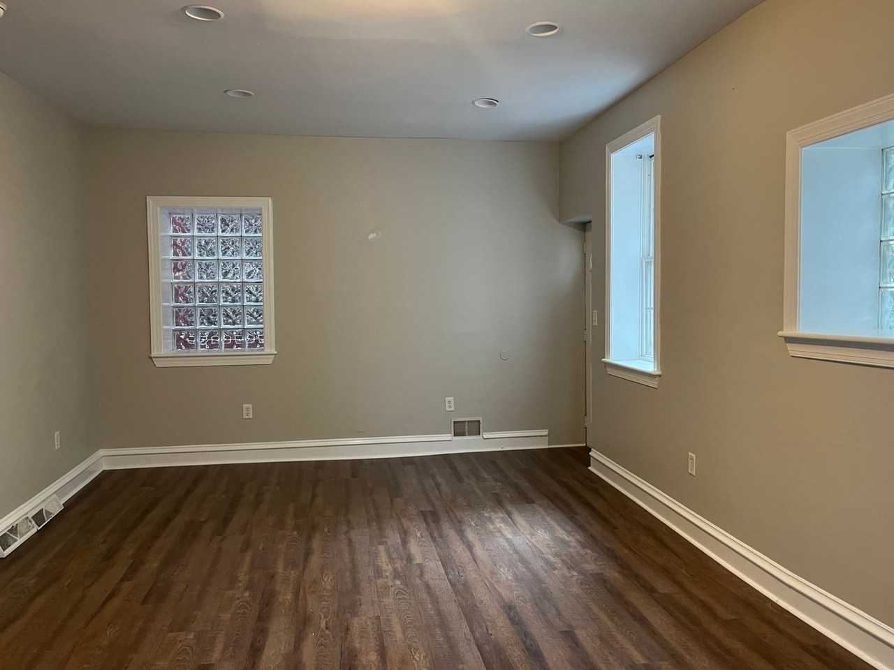 2128 Carey Way - Photo 6 of 18