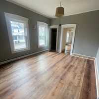 featured image of 21 Pleasant St