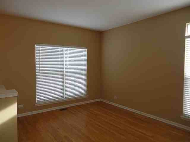 595 Sumac Dr - Photo 3 of 23