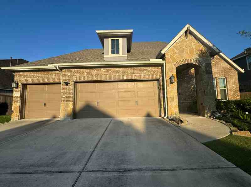 9230 Bardeen Way - Photo 2 of 20