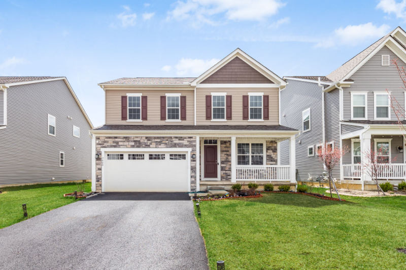 7400 Whimbrel Ln - Photo 2 of 50