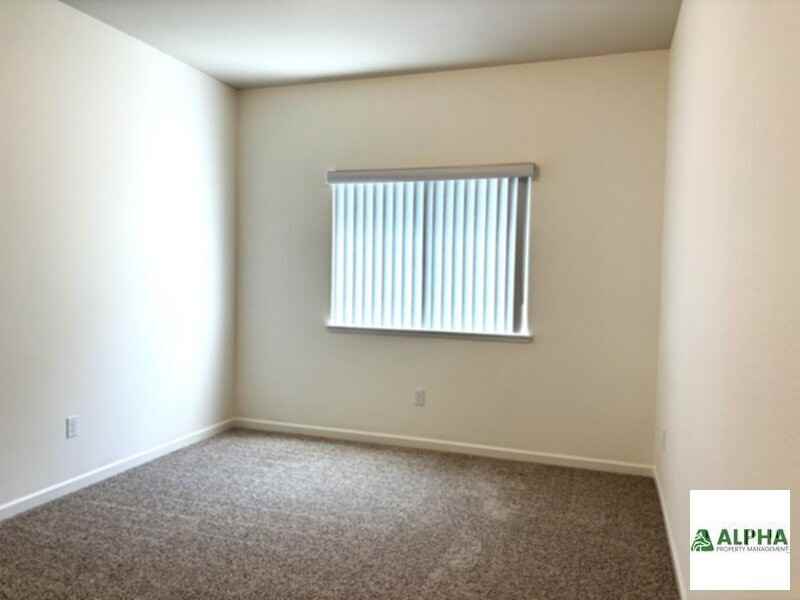 1020 Baywood Greens Dr - Photo 6 of 13