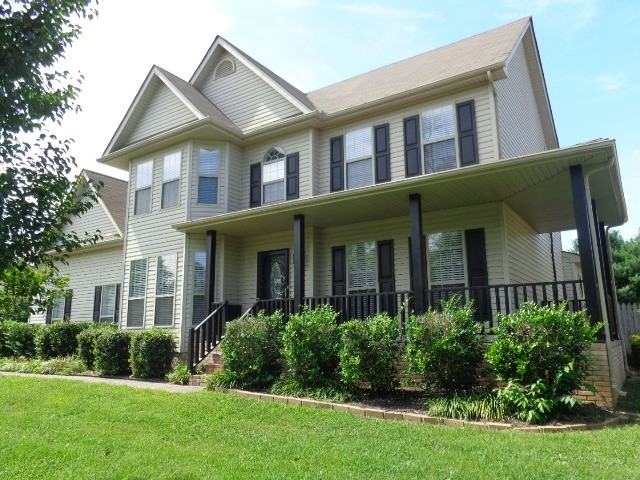 406 Buckingham Blvd - Photo 2 of 24