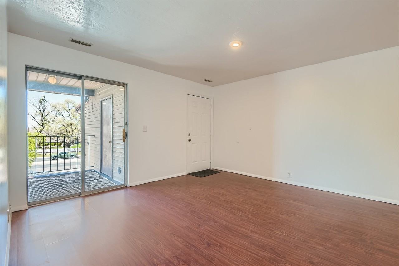 4110 S Oak Meadows Dr #31 - Photo 4 of 17