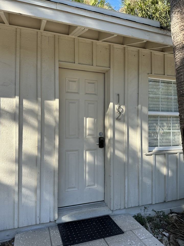 162 Garden Ln - Photo 2 of 22