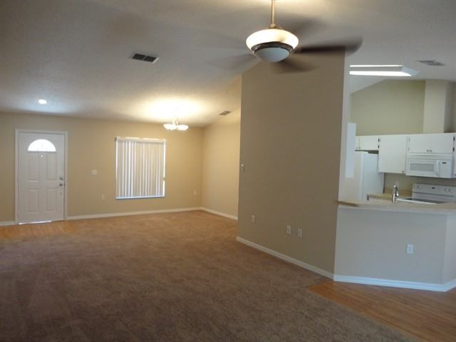 936 Wicketrun Dr - Photo 2 of 10