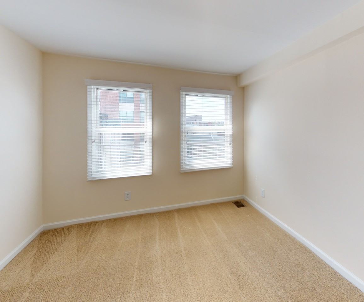 Queen Anne Belvedere - Photo 6 of 38