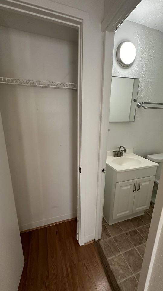5611 Jackson - 04 #5611-04 - Photo 7 of 14