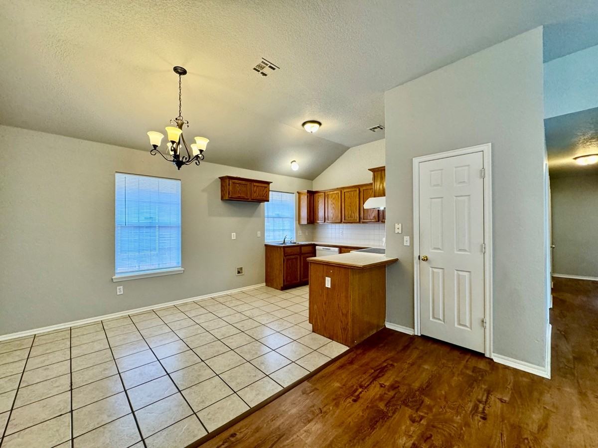 633 Nw 121st St #1 - Photo 4 of 23