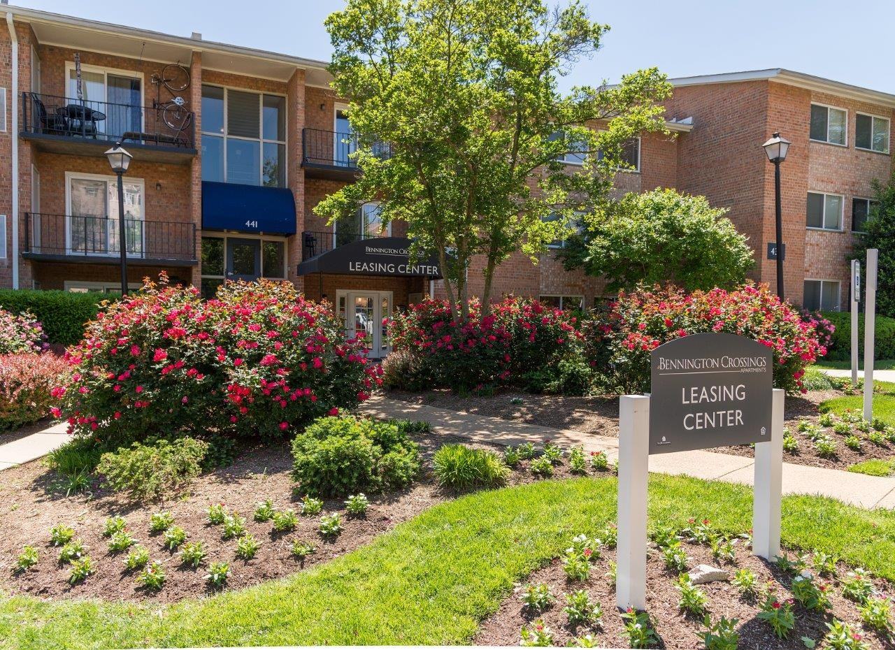 Bennington Crossings Apartment Homes - Photo 7 of 22