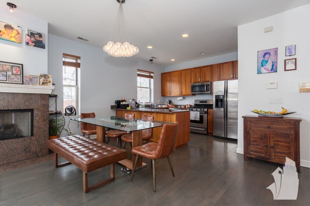 3355 N Hamilton Ave #A - Photo 3 of 31