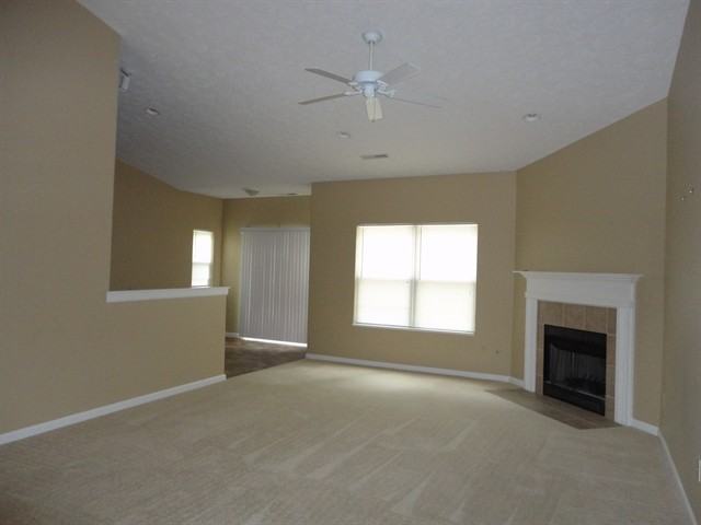6745 Shanghai Cir - Photo 2 of 10