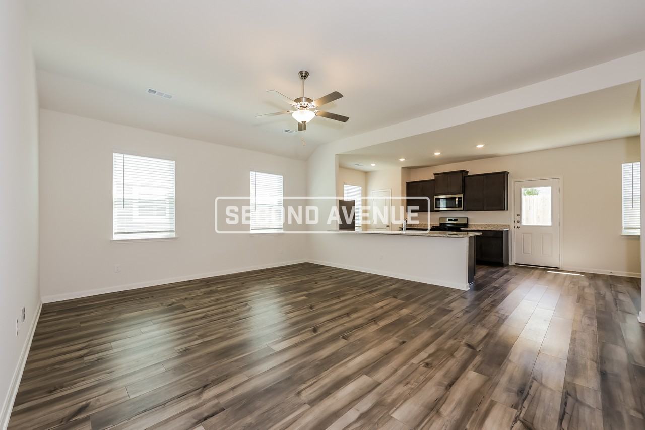 1329 Woodwinds Dr - Photo 7 of 23