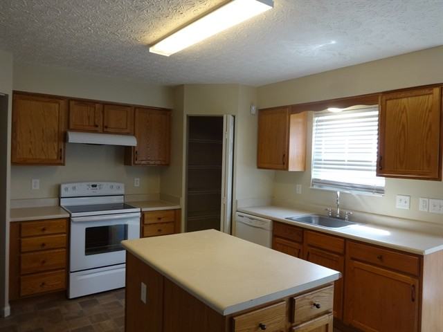 3335 Payday Ln - Photo 3 of 6