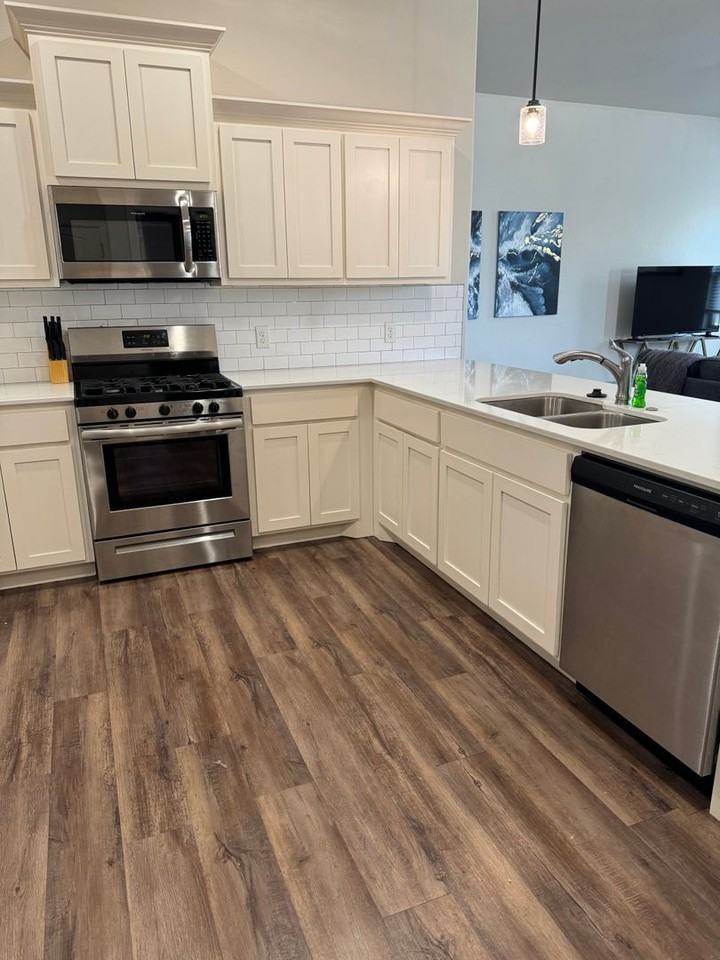 3215 Enclave Pl - Photo 6 of 36