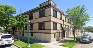 Classic Vintage apartments in Fantastic Midway location - Photo 1 of 1
