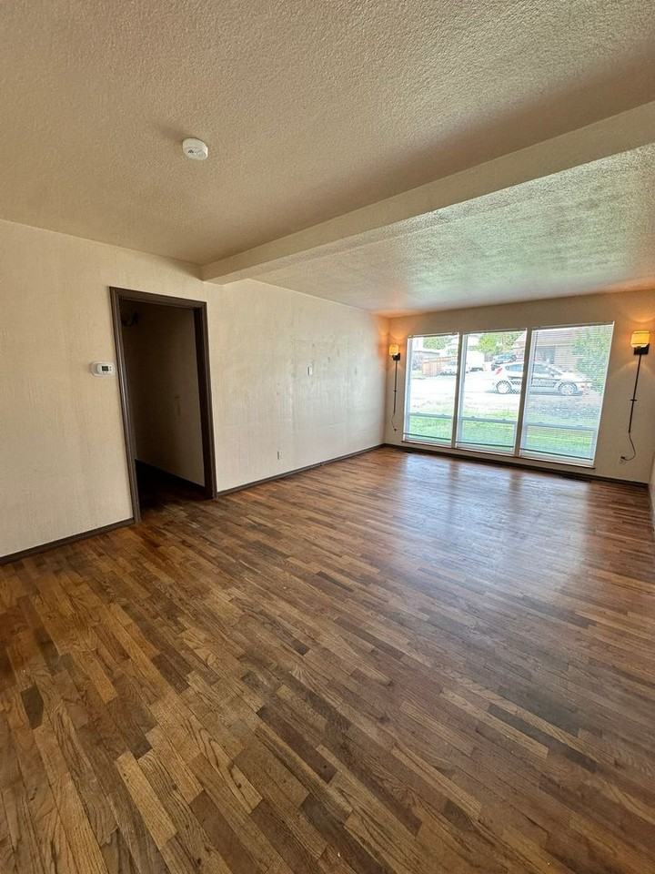 1702 1st St Se - Photo 5 of 19