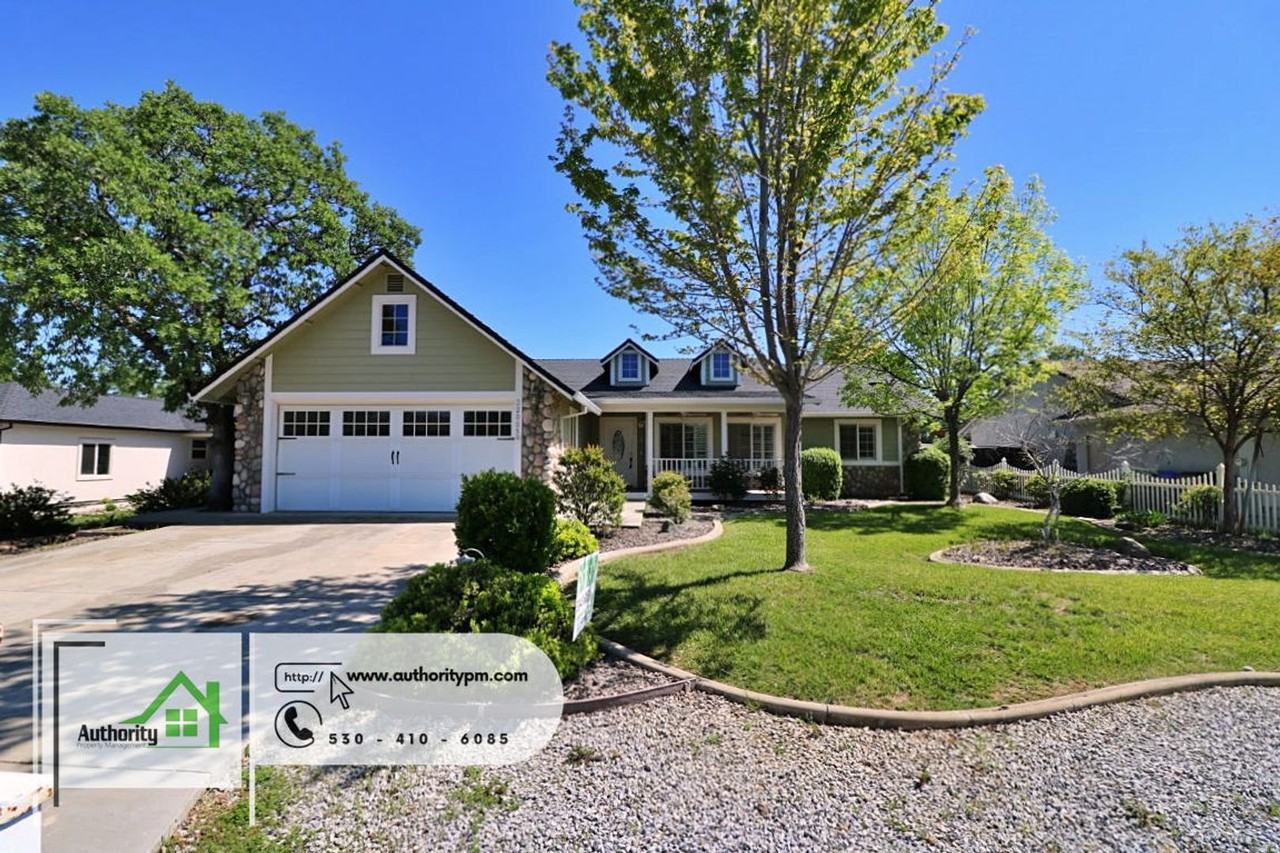 22005 Round Mountain Pl - Photo 2 of 30