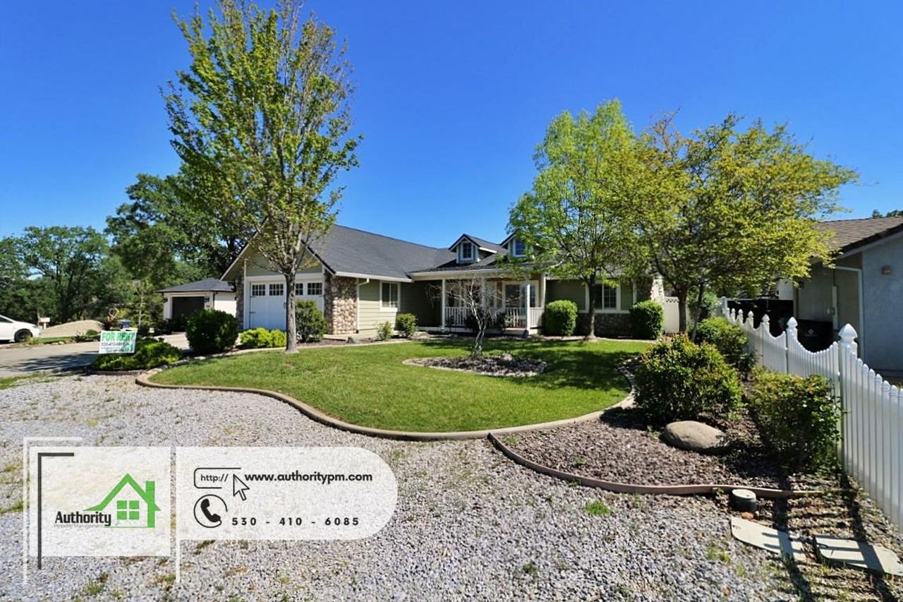 22005 Round Mountain Pl - Photo 3 of 30