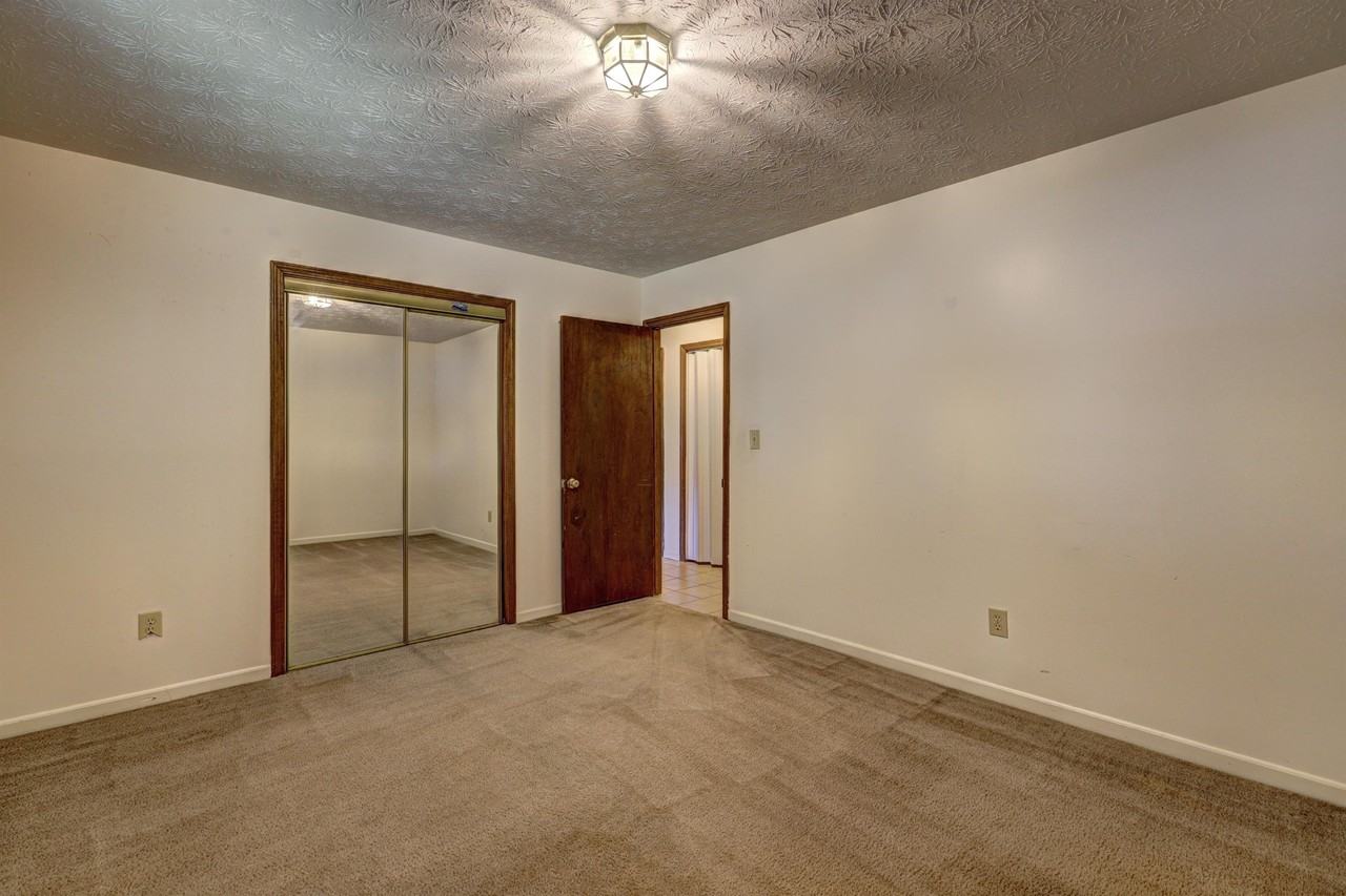 2233 Davis Road Southwest #1 - Photo 6 of 22