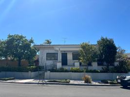featured image of 2123 Pine St