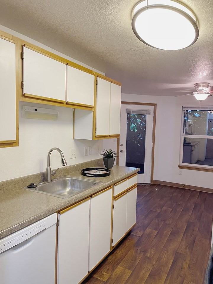 15370 Bangy Rd - Photo 2 of 14