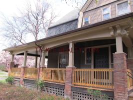 featured image of 410 Oxford St